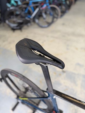 Used Specialized Roubaix Expert 2020 2020 Road & Gravel, Blue — image 13 of 23