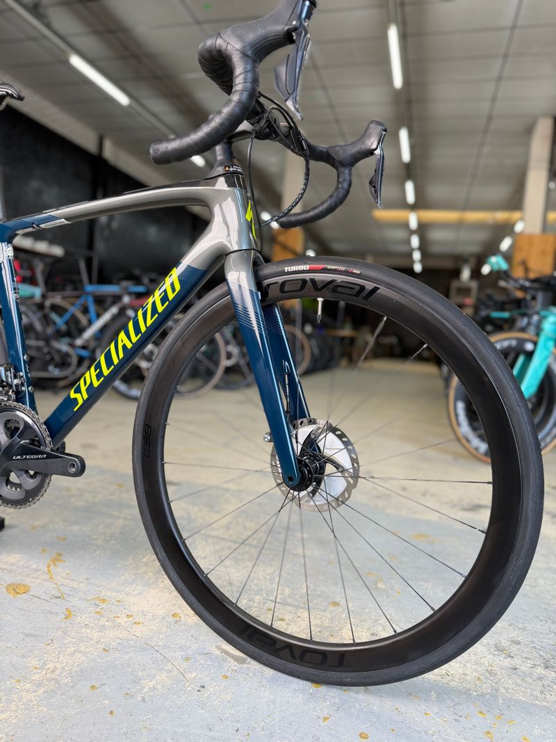 Specialized Roubaix Expert 2020 2020 Road & Gravel d'occasion — image 3 sur 23