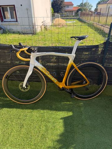 Pinarello Dogma F12 Disk Frameset 2019 Frameset 2019 Road & Gravel usato