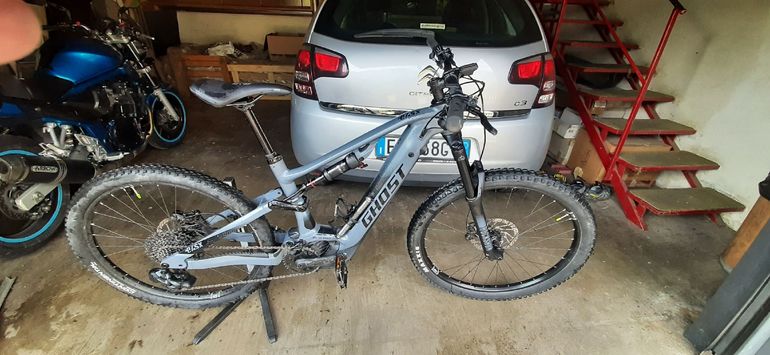 Used Ghost Asx 160 Universal 2023 Mountainbike, Light Gray, Mixed — image 2 of 12