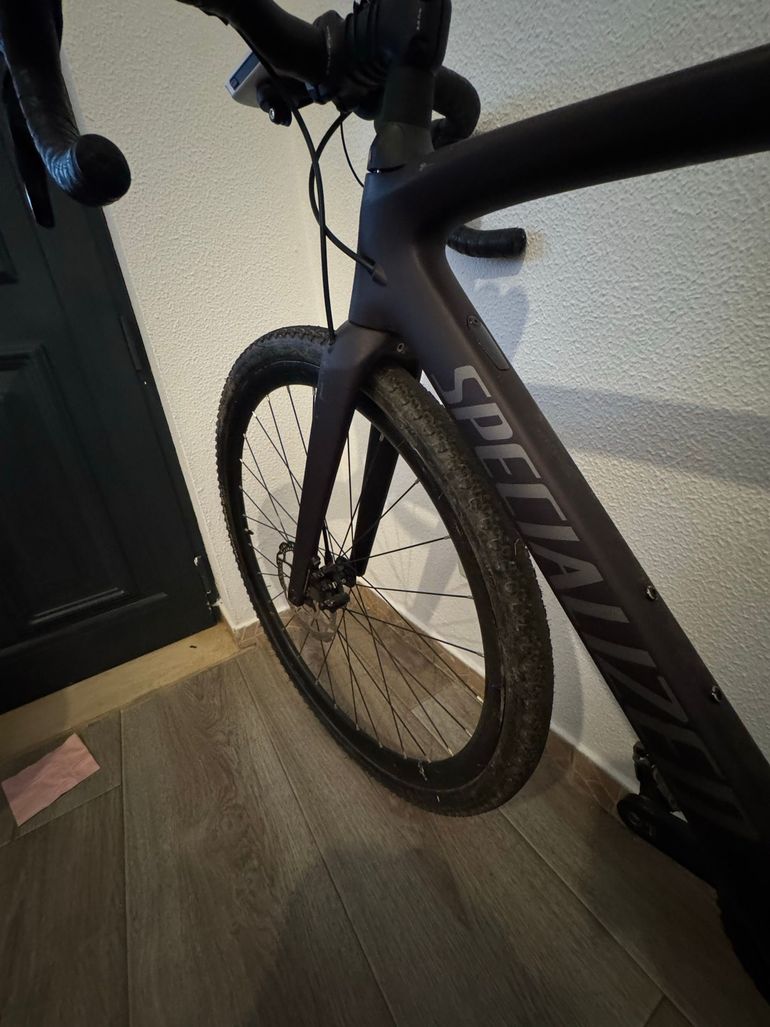 Použité Specialized Roubaix SL8 Comp - Shimano 105 Di2 2026 2026 Road & Gravel — obrázek 6 z 8