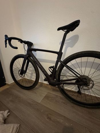 Použité Specialized Roubaix SL8 Comp - Shimano 105 Di2 2026 2026 Road & Gravel