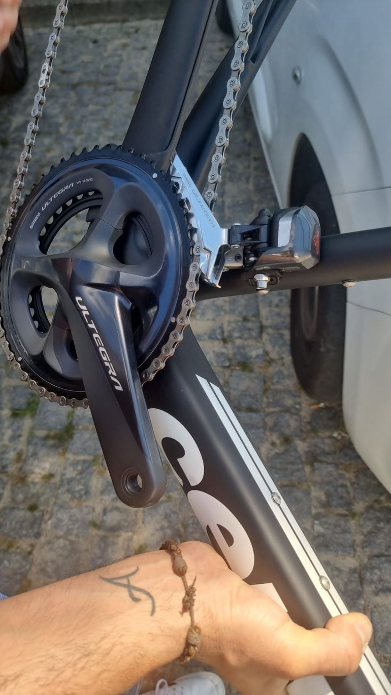 Used Cervélo R3 Ultegra Di2 Disc 2019 2019 Road & Gravel, Black — image 5 of 7