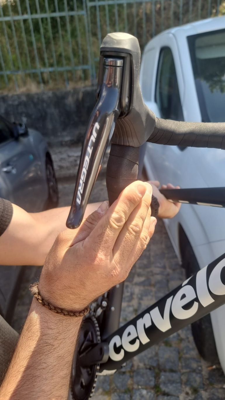 Used Cervélo R3 Ultegra Di2 Disc 2019 2019 Road & Gravel, Black — image 6 of 7