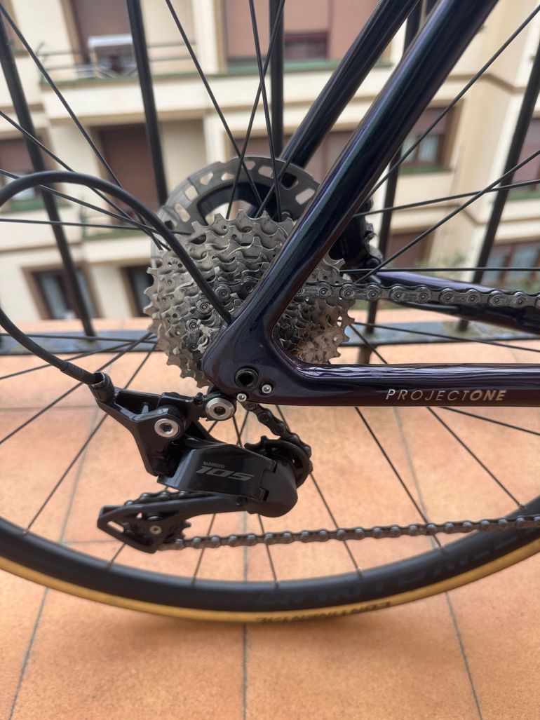Tweedehands Trek Émonda SLR 7 2024 2024 Road & Gravel — afbeelding 6 van 6