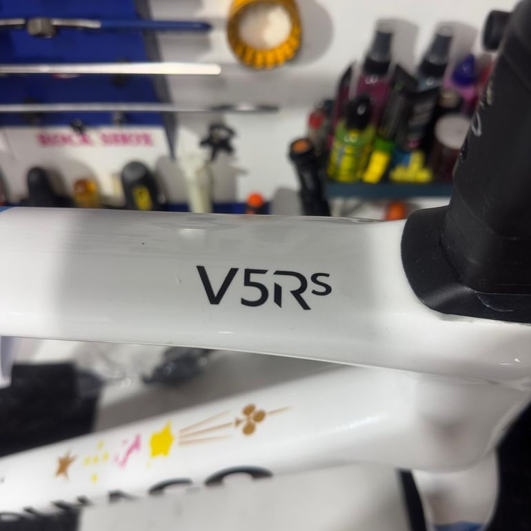 Used Colnago V5Rs Shimano Ultegra Di2 2025 Frameset 2025 Road & Gravel, White — image 5 of 7