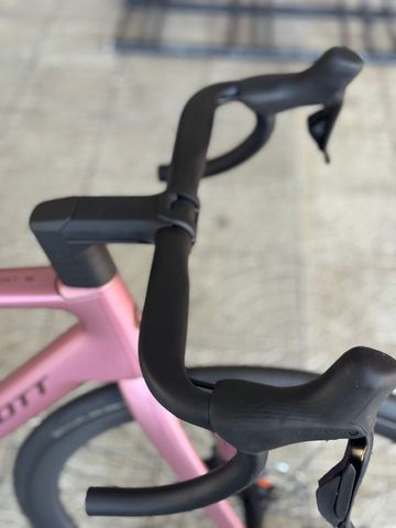 Gebrauchtes Scott Addict RC 30 2025 2025 Road & Gravel, Violett — Bild 9 von 11