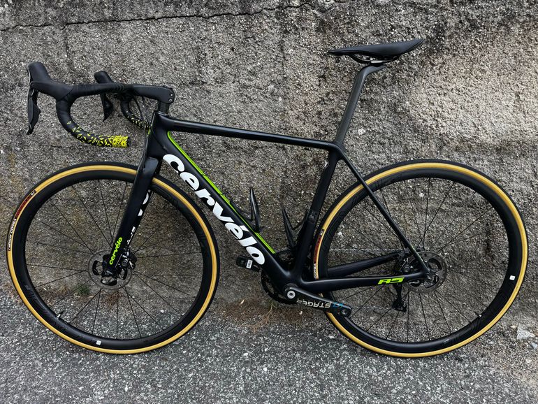 Käytetty Cervélo R5 Dura Ace Di2 Disc 2019 2019 Road & Gravel — kuva 5 / 9