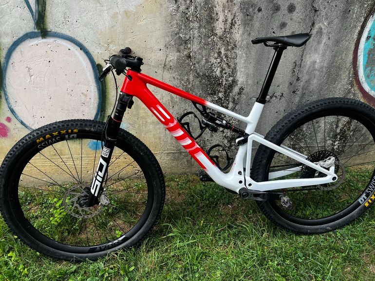 Used BMC Fourstroke 01 LTD 2023 Mountainbike, Red, 29 — image 13 of 18