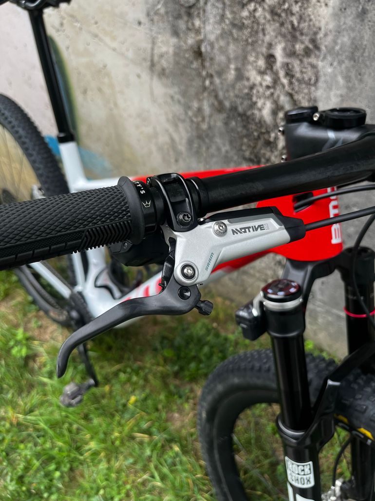 Used BMC Fourstroke 01 LTD 2023 Mountainbike, Red, 29 — image 5 of 18