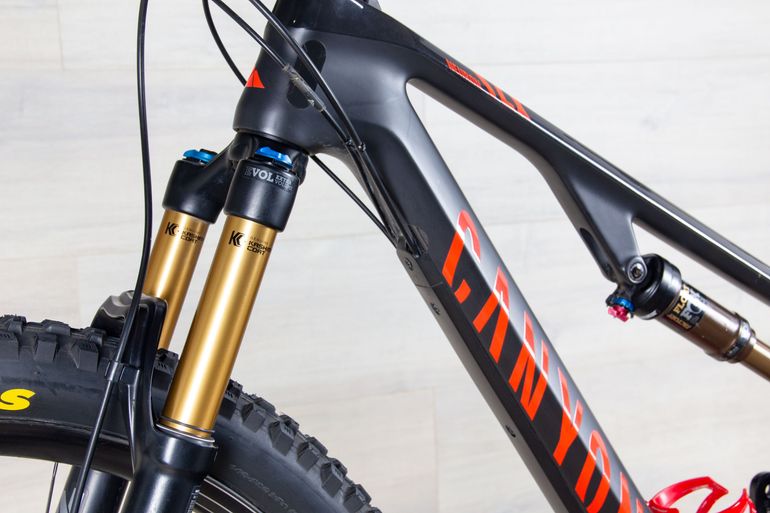 Used Canyon Neuron CF SLX 2021 Mountainbike, Black — image 18 of 18
