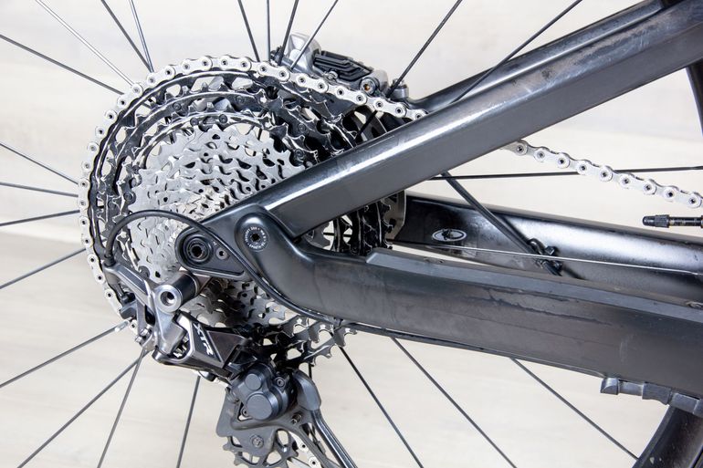 Used Canyon Neuron CF SLX 2021 Mountainbike, Black — image 8 of 18