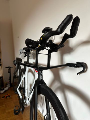 Used BMC Timemachine 01 DISC TWO 2023 2023 Road & Gravel, White — image 6 of 10