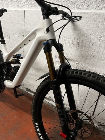 Brugt Canyon Spectral CF LTD 2024 2024 Mountainbike — billede 4 af 7