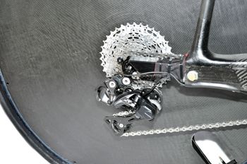 Used Custom E-84 Di2 2026 2026 Road & Gravel, Black — image 5 of 8