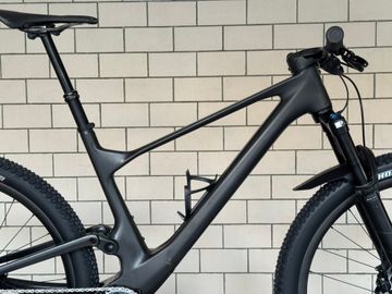 Used Scott Spark 910 2024 2024 Mountainbike, Black — image 2 of 7