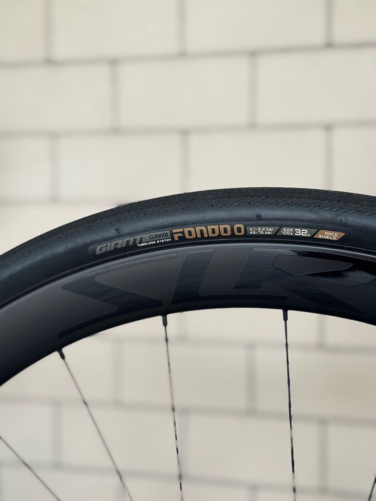 Giant Defy Advanced 0 2026 2026 Road & Gravel usato, Viola — immagine 10 di 13