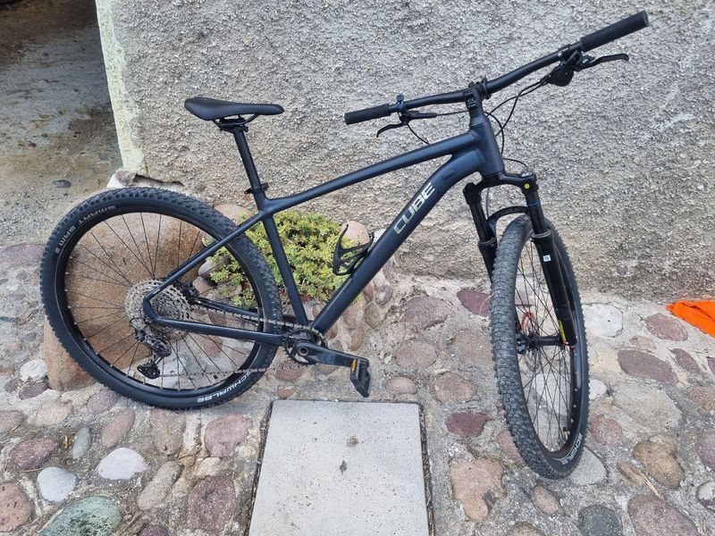 Used CUBE ATTENTION, PRO 2026 2026 Mountainbike, Black — image 1 of 18