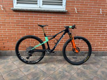Gebrauchtes Orbea Oiz Shimano XTR Di2 2026 MTB
