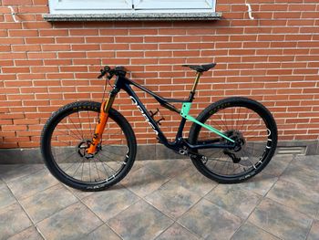 Gebrauchtes Orbea OIZ M-TEAM FACTORY 2025 2025 Mountainbike, Blau — Bild 2 von 13