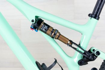 Used Specialized Stumpjumper Pro 2023 Mountainbike, Green — image 14 of 18