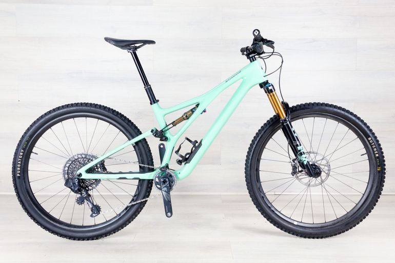 Used Specialized Stumpjumper Pro 2023 Mountainbike, Green — image 1 of 18