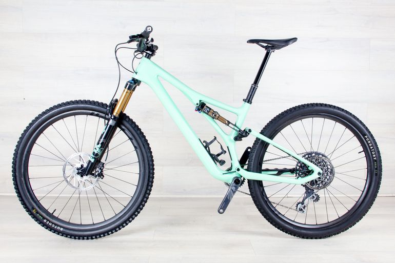 Used Specialized Stumpjumper Pro 2023 Mountainbike, Green — image 2 of 18