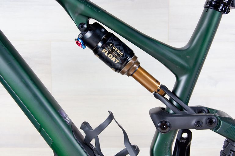 Used Specialized Stumpjumper 15 Pro 2025 Mountainbike, Green — image 15 of 18