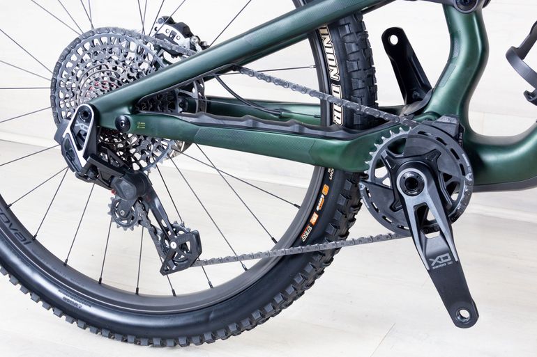 Used Specialized Stumpjumper 15 Pro 2025 Mountainbike, Green — image 7 of 18