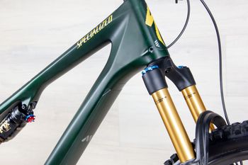 Used Specialized Stumpjumper 15 Pro 2025 Mountainbike, Green — image 11 of 18