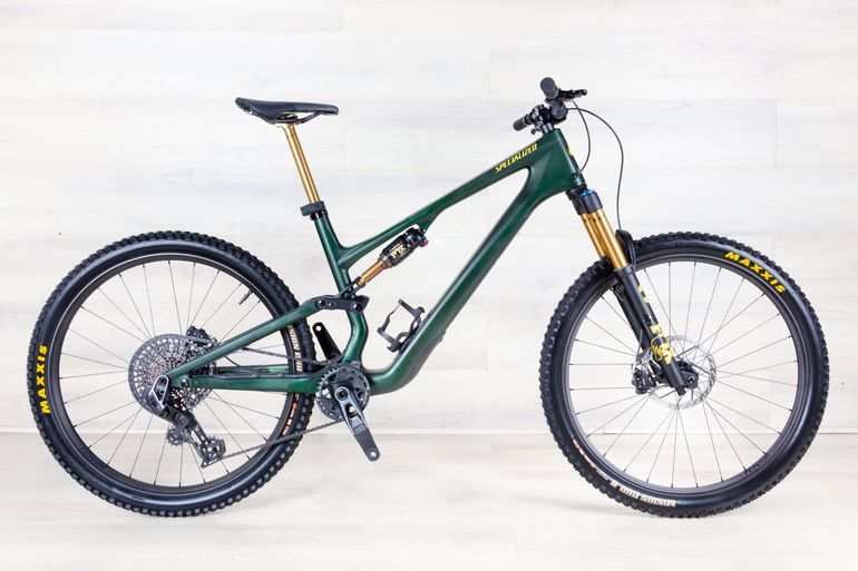 Used Specialized Stumpjumper 15 Pro 2025 Mountainbike, Green — image 1 of 18