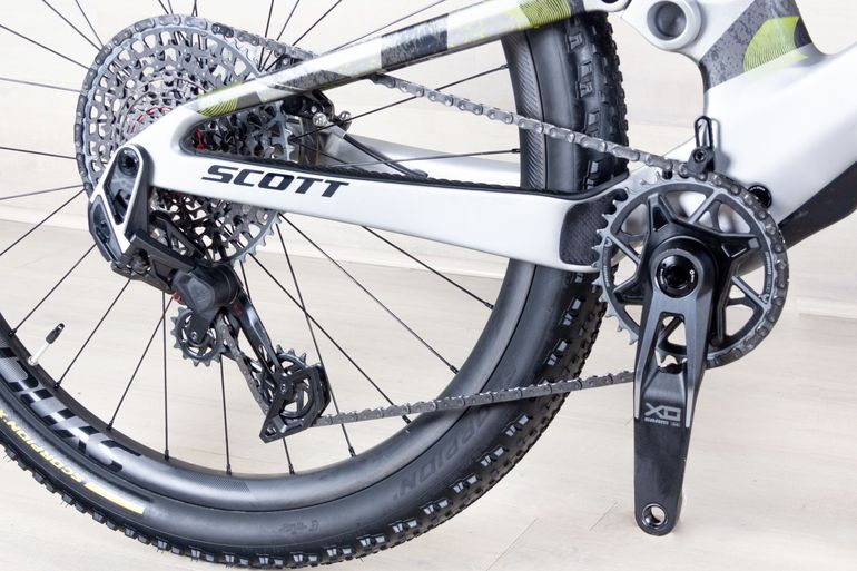 Used Scott Spark RC World Cup 2025 Mountainbike, Light Gray — image 7 of 16