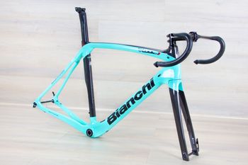Used Bianchi Oltre XR2 Frameset 2021 Road & Gravel, Blue — image 3 of 14