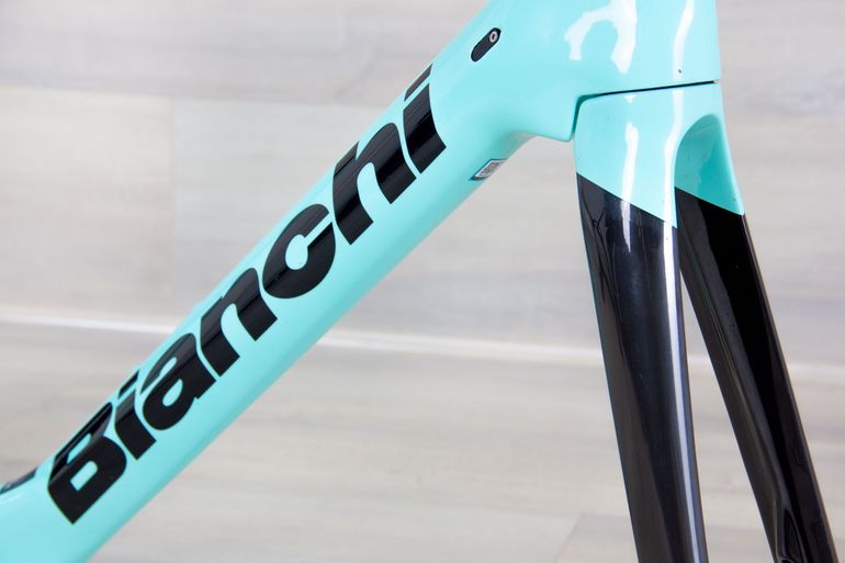 Used Bianchi Oltre XR2 Frameset 2021 Road & Gravel, Blue — image 11 of 14