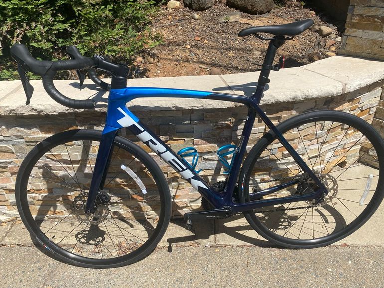 Used Trek Émonda SL 5 2023 2023 Road & Gravel, Blue — image 2 of 6