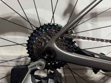 Used Enve Melee 2024 2024 Road & Gravel, Light Gray — image 3 of 7