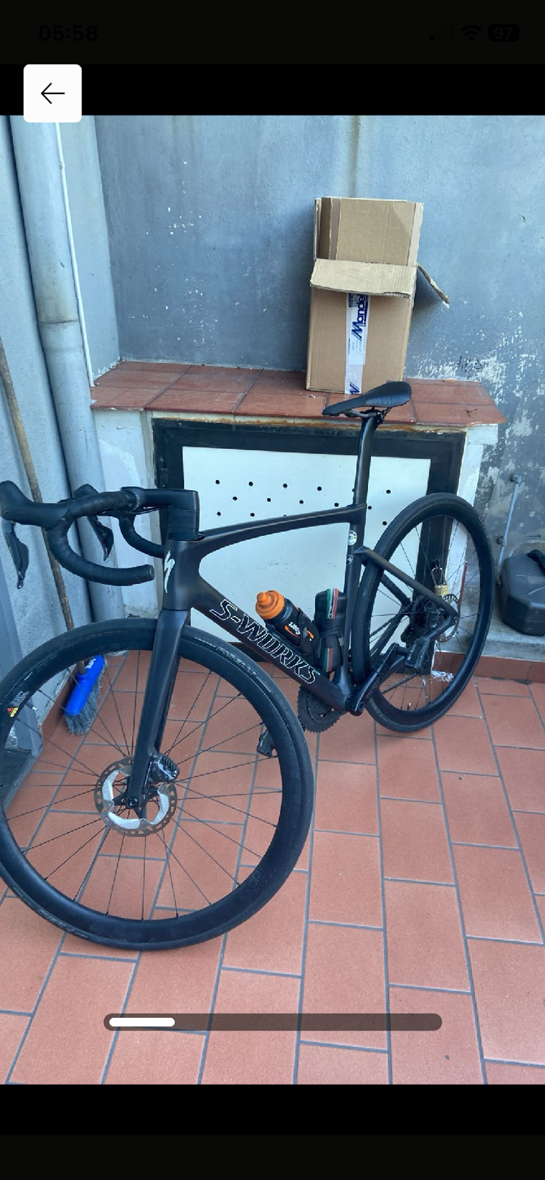 Używany Specialized Tarmac Shimano Ultegra Di2 2024 Road & Gravel — zdjęcie 1 z 5