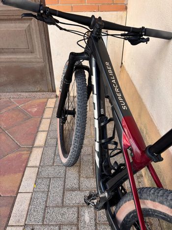 Trek Supercaliber 9.7 2022 2022 Mountainbike d'occasion — image 3 sur 6