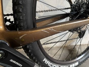 Używany Lapierre Prorace CF 6.9 2023 2023 Mountainbike — zdjęcie 2 z 8
