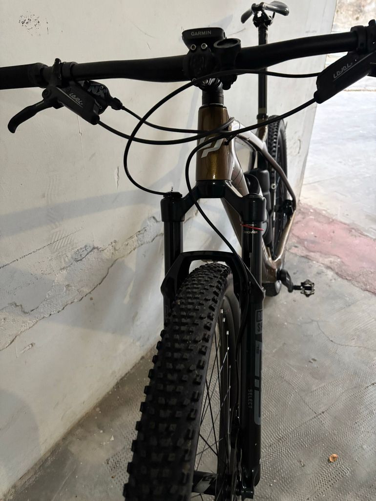 Używany Lapierre Prorace CF 6.9 2023 2023 Mountainbike — zdjęcie 4 z 8