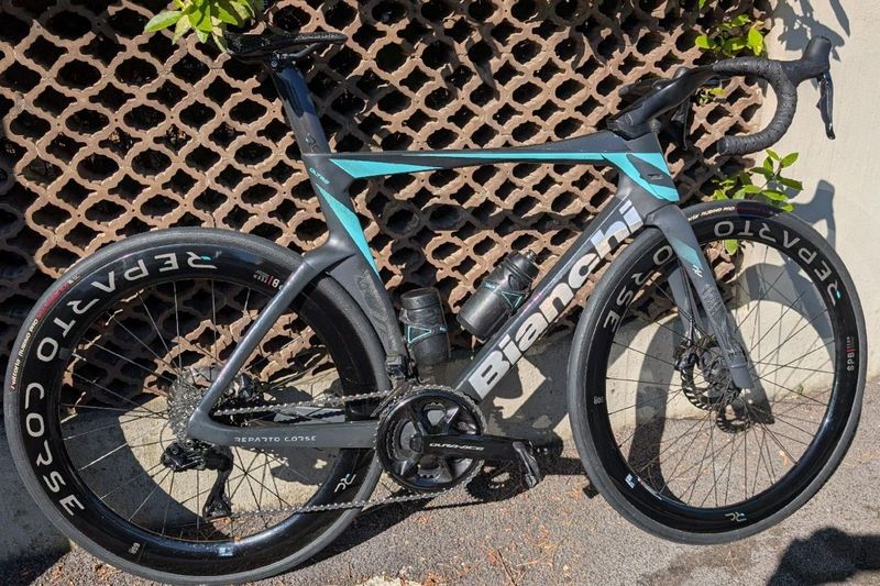 Used Bianchi Oltre RC Arkea B&B Hotels Replica 2024 2024 Road & Gravel