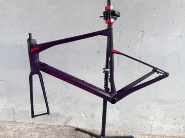 BMC Roadmachine 01 THREE 2023 Frameset 2023 Road & Gravel d'occasion — image 2 sur 4