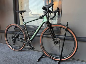 Tweedehands Giant Revolt X Advanced Pro 2 2023 2023 Road & Gravel — afbeelding 4 van 8