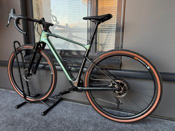Tweedehands Giant Revolt X Advanced Pro 2 2023 2023 Road & Gravel — afbeelding 3 van 8