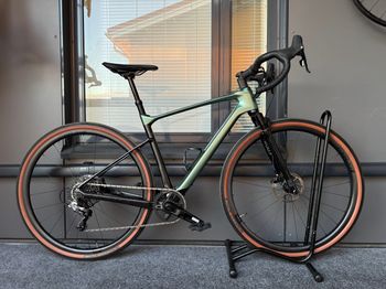Tweedehands Giant Revolt X Advanced Pro 2 2023 2023 Road & Gravel — afbeelding 2 van 8