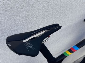 Used Colnago Y1Rs Shimano Ultegra Di2 2026 Road & Gravel, Black — image 8 of 9
