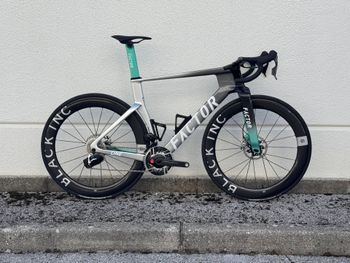 Used Factor ONE - SRAM Red w/ Power Meter 2026 2026 Road & Gravel