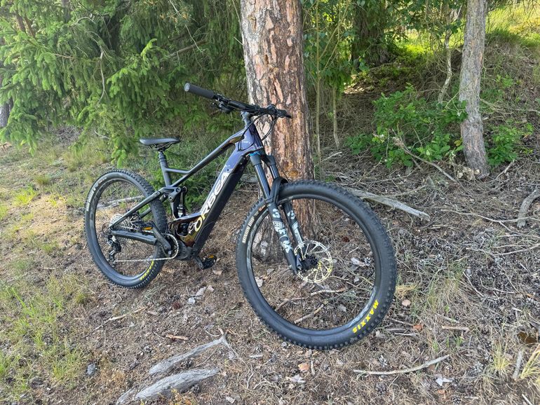 Gebrauchtes Orbea WILD FS M20 2022 2022 Mountainbike, Rot, 29 — Bild 1 von 7