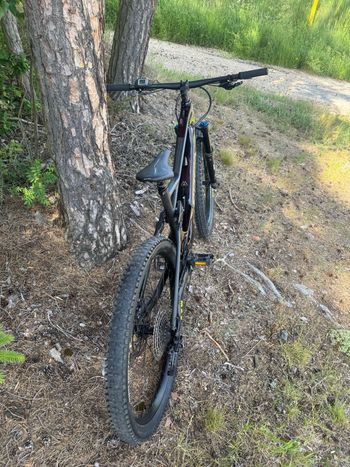 Gebrauchtes Orbea WILD FS M20 2022 2022 Mountainbike, Rot, 29 — Bild 3 von 7