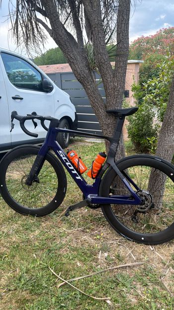 Używany Scott Foil RC Team 2026 2026 Road & Gravel — zdjęcie 2 z 3